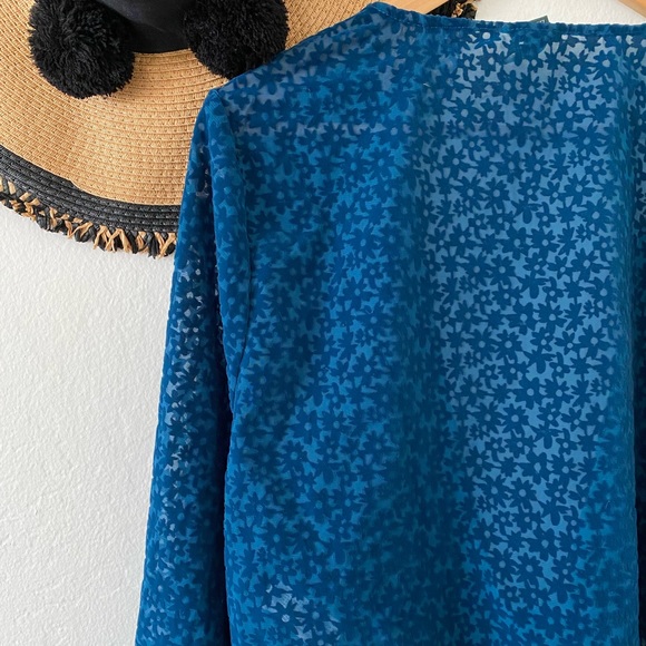 Wild Fable brand Teal Velvet Floral Cropped Tie Front Bell Sleeve Top ✨ - Picture 7 of 11